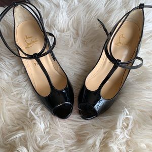 Authentic Christian louboutin  patent leather